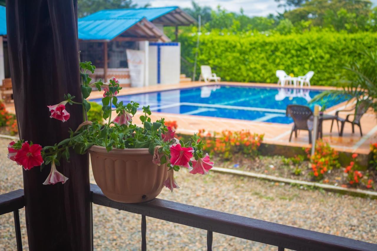 Cabanas El Saman Villavicencio Apiay Eksteriør billede