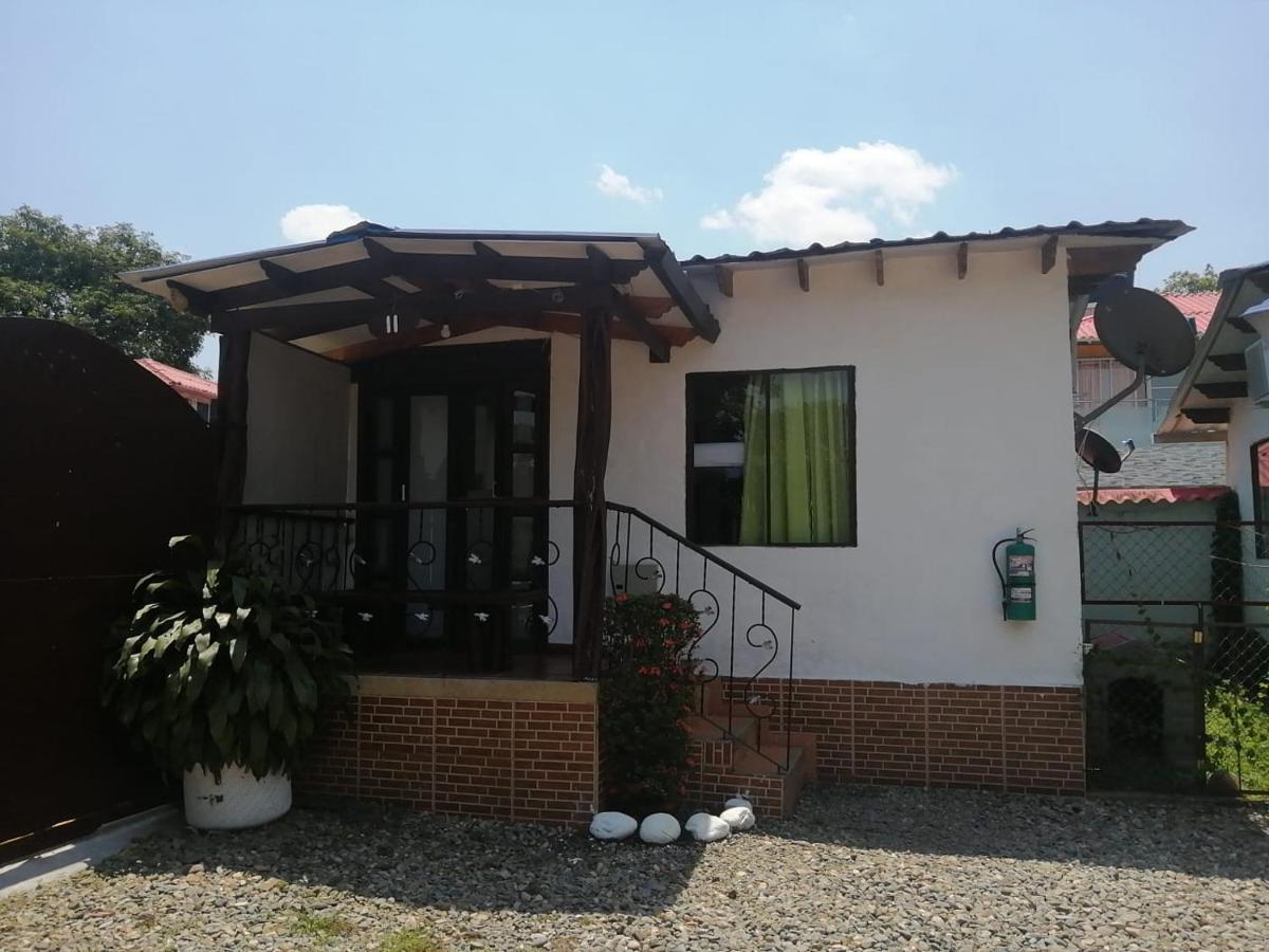 Cabanas El Saman Villavicencio Apiay Eksteriør billede